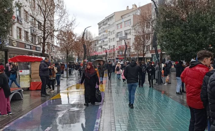 Bolu’da eğitime deprem arası