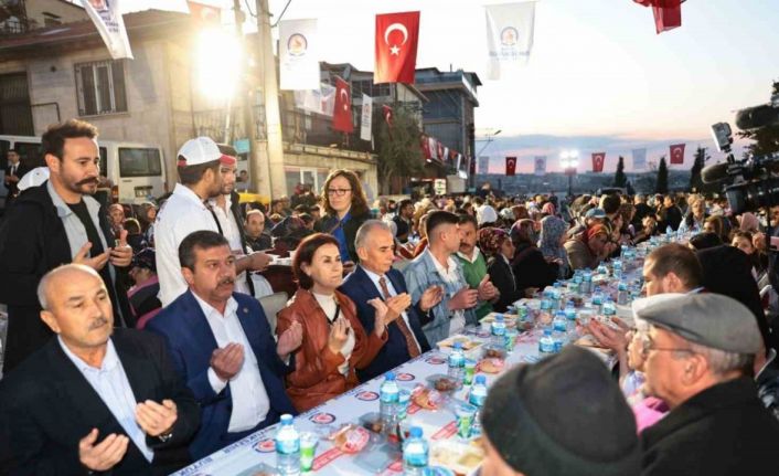 Büyükşehir üç ayrı koldan iftar geleneğini yaşatıyor