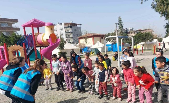 Denizli Büyükşehir depremin yaralarını sarmaya devam ediyor