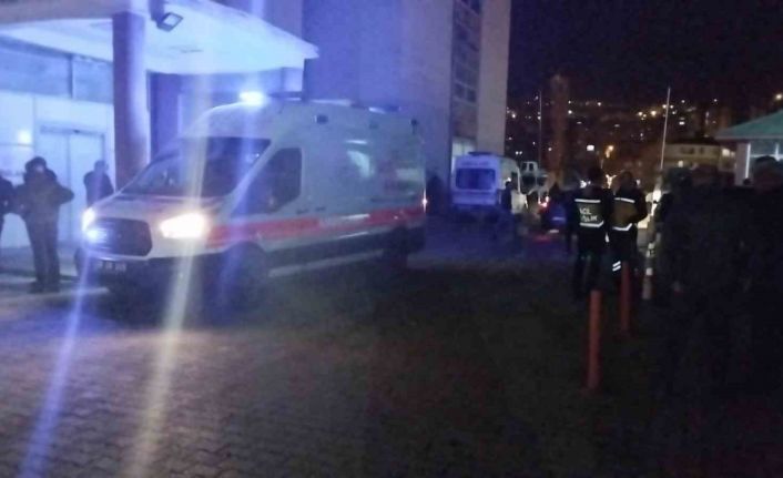 Hakkari’de trafik kazası: 1 ölü, 1 yaralı