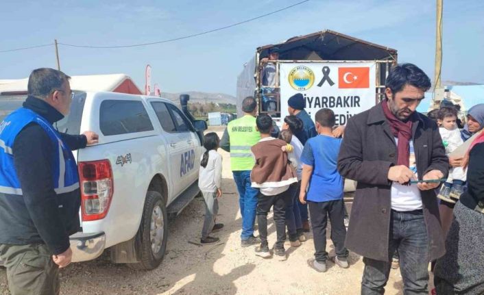 Hani’den Adıyaman’daki depremzede çocuklara 6 bin oyuncak