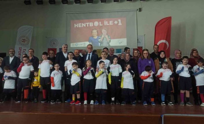 ‘Hentbol ile +1’ projesinin lansmanı yapıldı