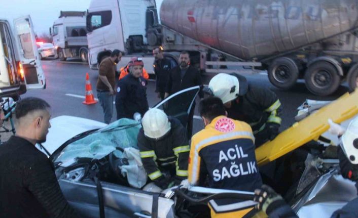 İtfaiyeci yaralı sürücüyü kalp masajıyla hayata döndürdü