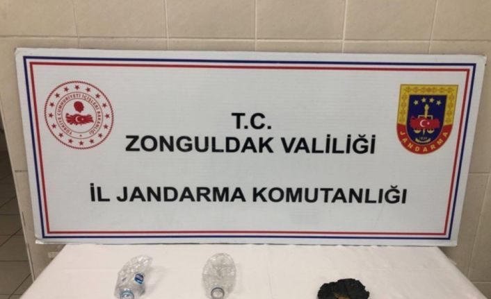 Jandarmanın durdurduğu şüphelinin üzerinden uyuşturucu çıktı