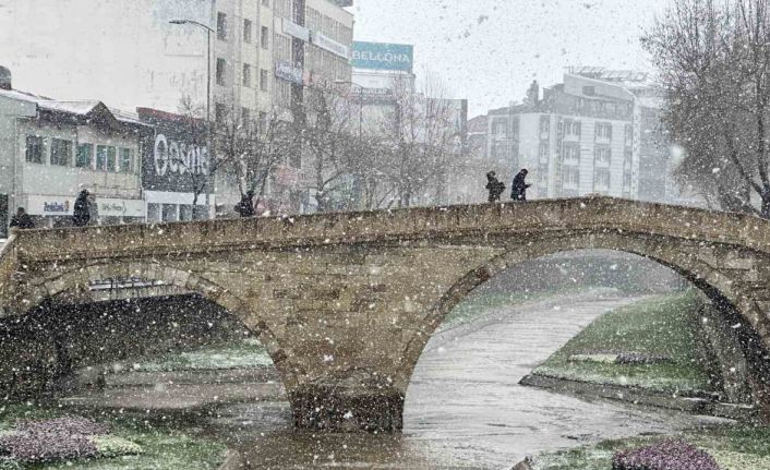Kastamonu’da kar yağışı etkili oldu