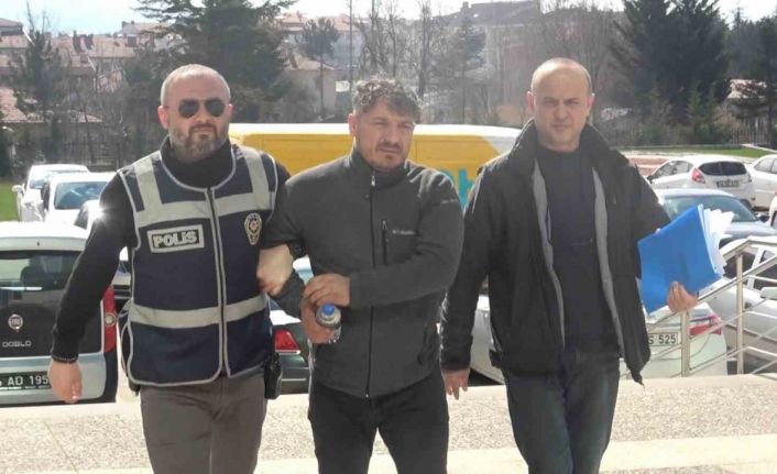 Motosiklet satış bayisinde 2 kişiyi yaralayan şüpheli adliyede