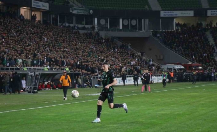 Sakaryaspor’dan Roshi’ye milli davet