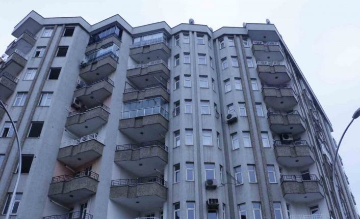 Serin-1 Apartmanı sakinlerinden ’eşya tahliyesi’ çağrısı