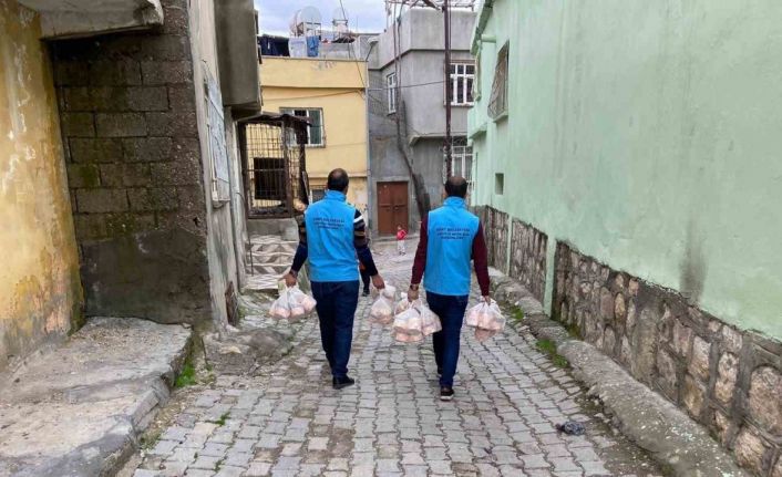 Siirt Belediyesinden her gün 147 aileye sıcak yemek hizmeti