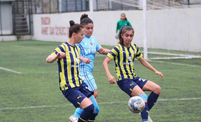 Trabzon’daki kadın derbisi berabere sonuçlandı