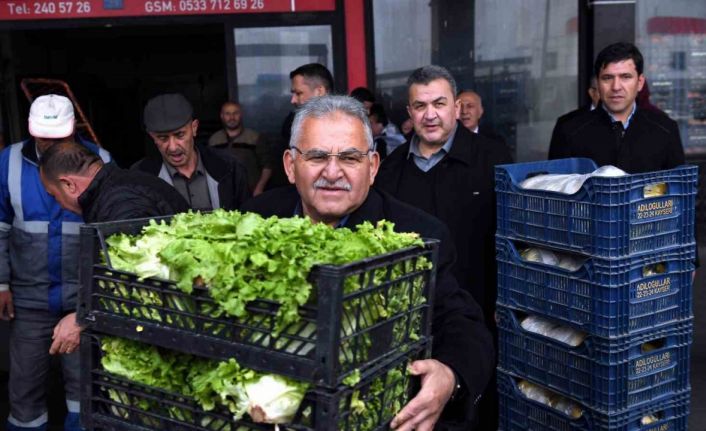 Vali Çiçek’ten Kayseri’ye Yardım Teşekkürü