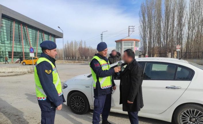 Van’da 382 araç trafikten men edildi