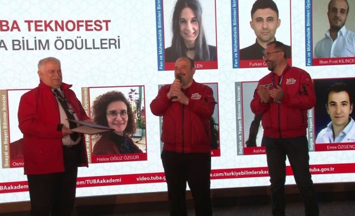 Bakan Varank: “Cumartesi günü 600 bin kişi TEKNOFEST’i ziyaret etti”