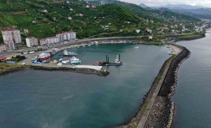 Balıkçı tekneleri limanlarına artık daha rahat girip çıkabilecek