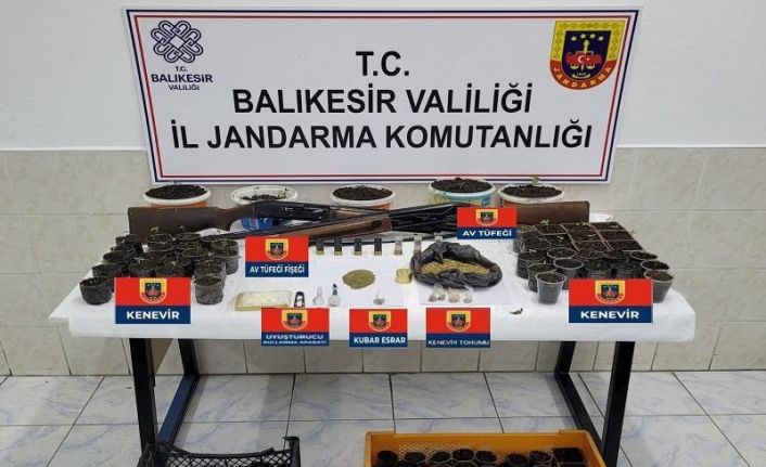 Balıkesir’de jandarmadan uyuşturucu operasyonu