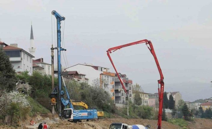 Başkan Söğüt, ilçe trafiğini rahatlatacak projeyi yerinde inceledi