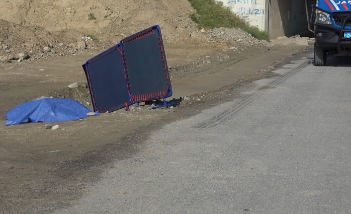 Bayram trafiğinde çarpılan yayanın cesedi saatler sonra bulundu