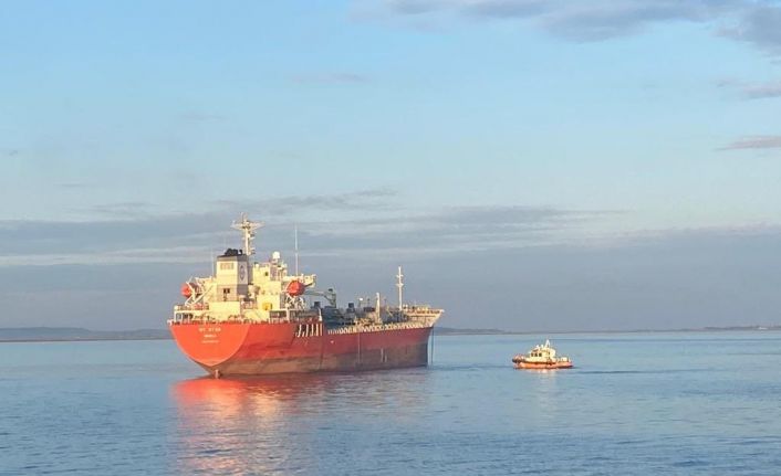 Çanakkale Boğazı’nda tanker makine arızası yaptı