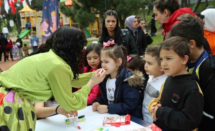 Çekmeköylü çocuklar 23 Nisan’da doyasıya eğlendi