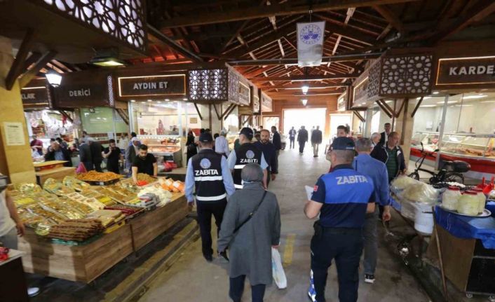 Elazığ Belediyesi bayram hazırlıklarını sürdürüyor