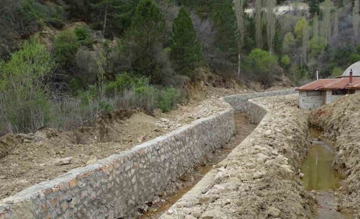 Emet Yeniceköy’de taşkın koruma projesi çalışmaları