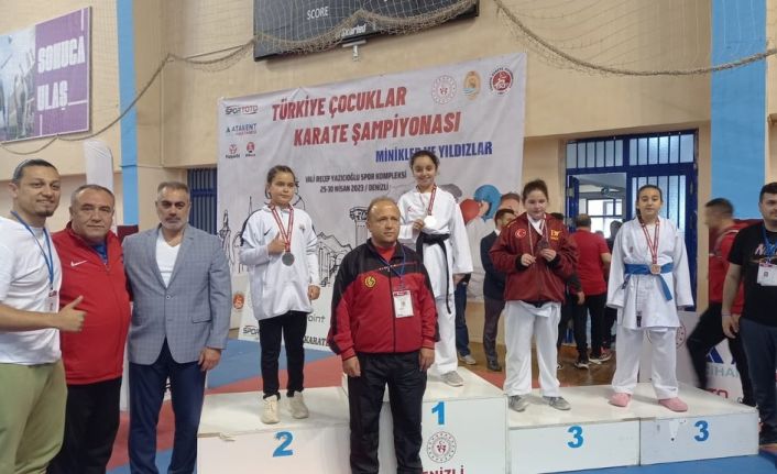 Eskişehirli genç sporcular, Türkiye Şampiyonası’ndan 5 madalya ile döndü