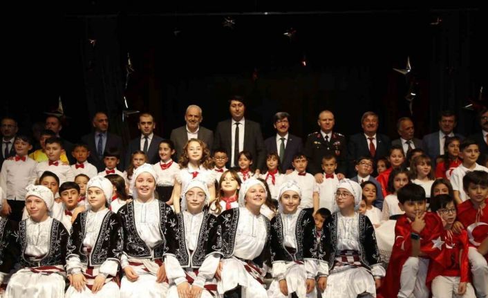 Gümüşhane’de 23 Nisan kutlamaları gerçekleştirildi