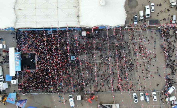 İmamoğlu, Kastamonu’da meydanı dolduramadı