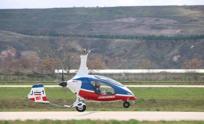 Jandarma’nın 141 beygir gücünde olan havadaki yeni gözü "Cayrokopter"