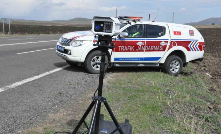 Kars’ta yerli ve milli radar sistemiyle hız kontrolü