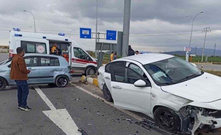 Konya’da otomobiller çarpıştı: 5 yaralı