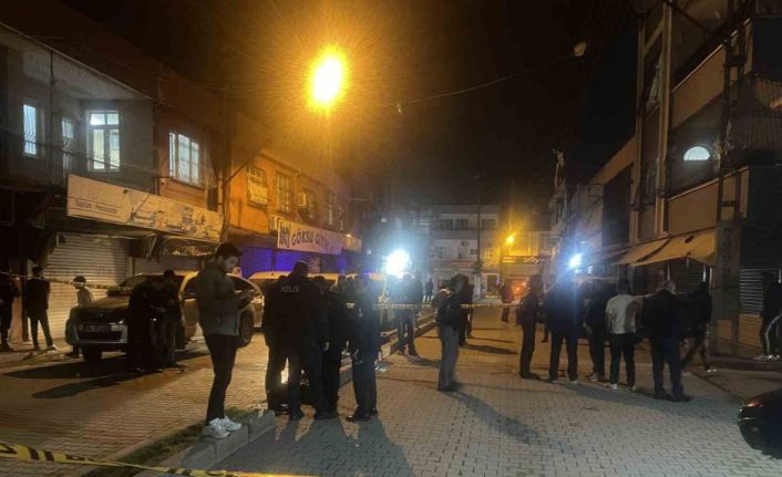Maganda kurşunu kocayı öldürdü, eşini ağır yaraladı