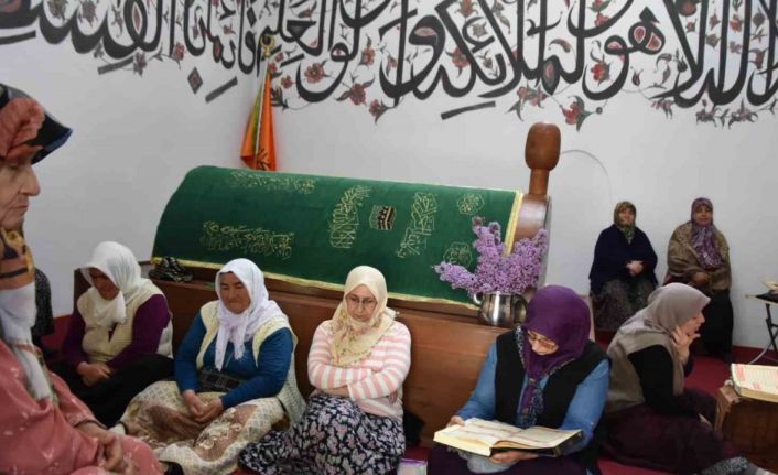 Niksar’da yarım asırdır süren mukabele programı dua ile tamamlandı