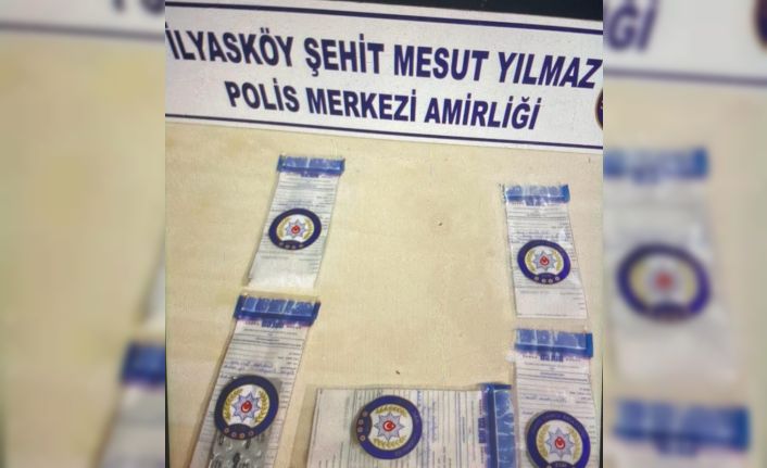 Polisin kovalamacasıyla yakalandı, üzerinden uyuşturucu çıktı