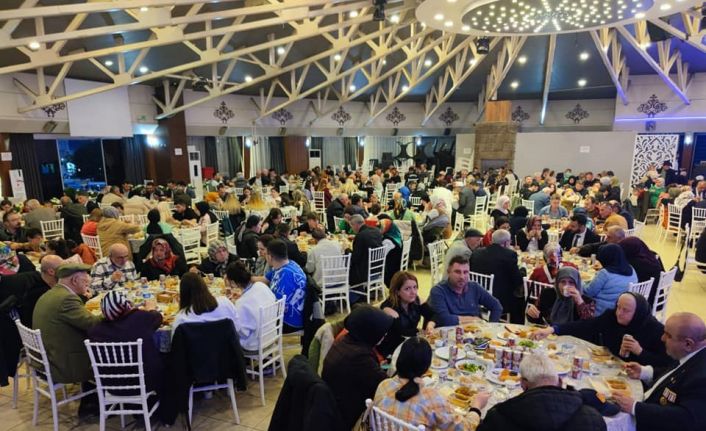 Şehit aileleri ve gaziler iftar sofrasında buluştu