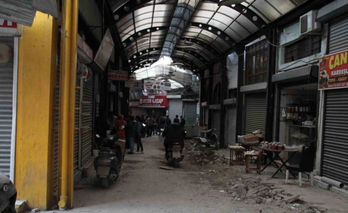 Tarihi Uzun Çarşı bu bayramda Hatay’a yabancı kaldı