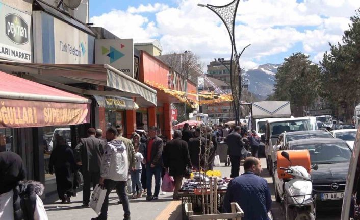 Tatvan’da bayram yoğunluğu