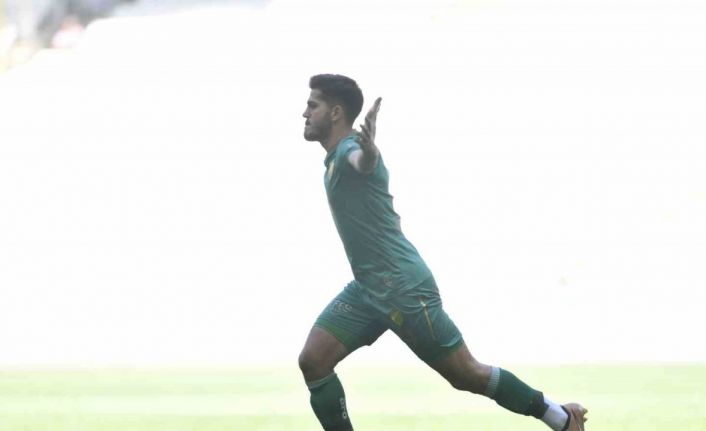 TFF 2. Lig: Bursaspor: 4 - Arnavutköy Belediyespor: 1