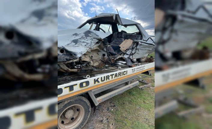 Tufanbeyli’de trafik kazası: 1 ölü, 4 yaralı