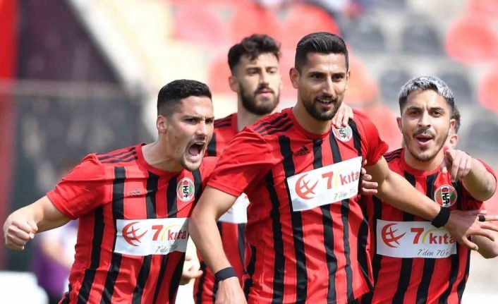 Turgutluspor galibiyetin keyfini yaşıyor