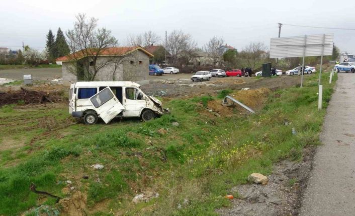 Uşak’ta zincirleme trafik kazası: 5 yaralı