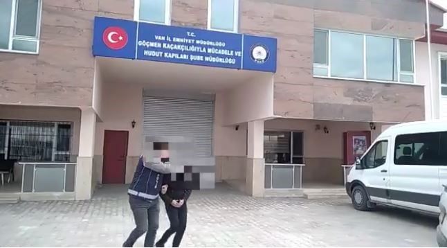 Van’da 2 organizatör tutuklandı