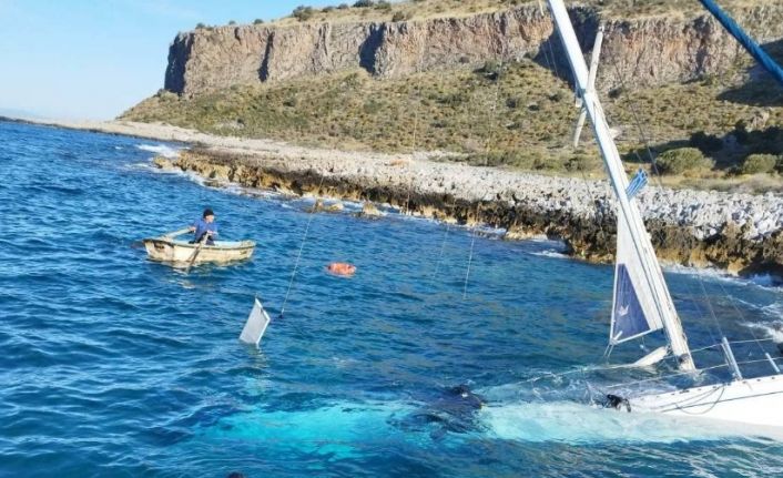 Yunanistan açıklarında göçmen teknesi battı: 1 ölü