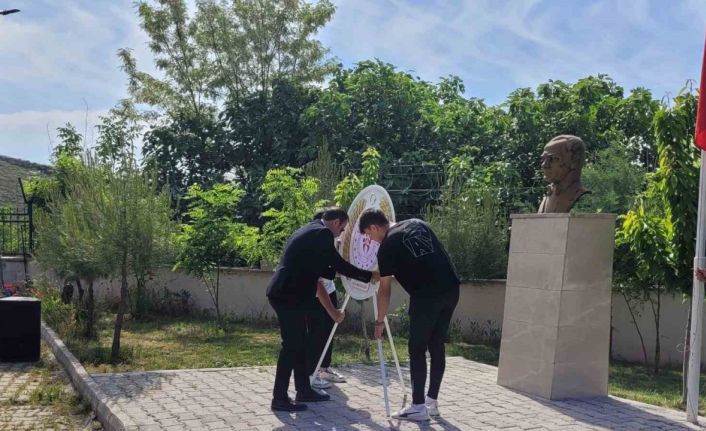 19 Mayıs Tut ilçesinde renkli görüntülere sahne oldu