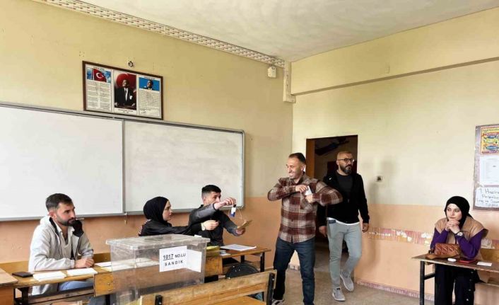 Ağrı, Cumhurbaşkanını seçmek için sandığa gitti
