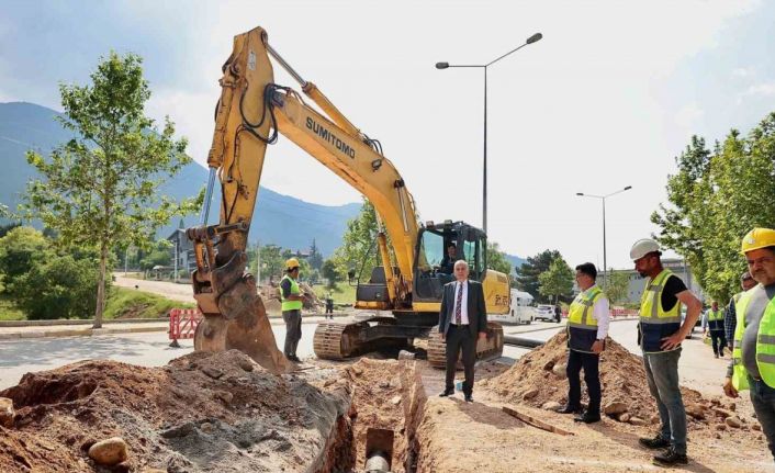 Akbaş Barajı’ndan getirilen su Göveçlik’e ulaştırılıyor