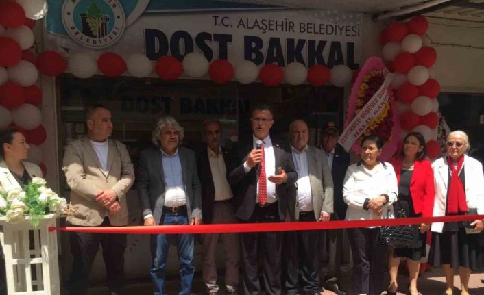 Alaşehir’de ihtiyaç sahipleri için Dost Bakkal açıldı