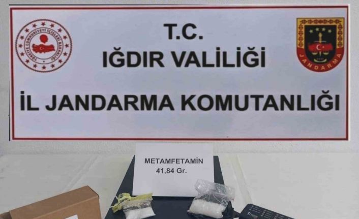 Aracın bagajından uyuşturucu çıktı, 1 kişi tutuklandı
