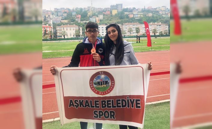 Atletizm ’de Aşkale durdurulamıyor