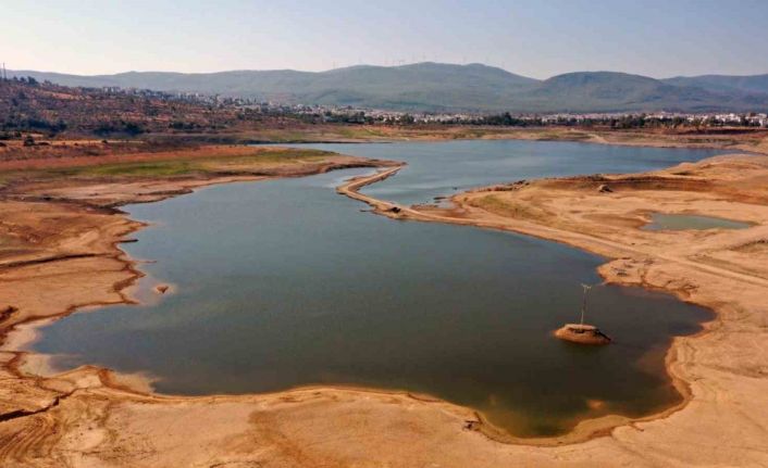 Barajlarda su seviyesi düştü, Büyükşehir su tasarrufu çağrısı yaptı